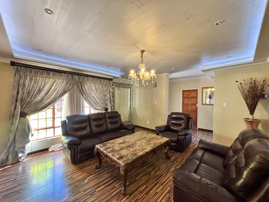 5 Bedroom Property for Sale in Sasolburg Ext 11 Free State